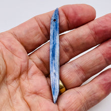 Load image into Gallery viewer, Kyanite 5.28g Spear Pendant Bead | 79x8x3mm | Blue Silver | 1 Bead |