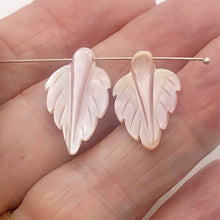 Load image into Gallery viewer, 2 Velvety Pink Mussel Shell Leaf Pendant Beads 4326B