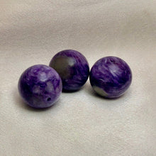 Load image into Gallery viewer, 1 Huge Rare Purple Charoite 16mm Bead 10255L - PremiumBead Alternate Image 4