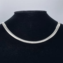 Load image into Gallery viewer, Italian 32 Grams Shimmering Solid Sterling Silver 6mm Omega Necklace | 20 Inch |