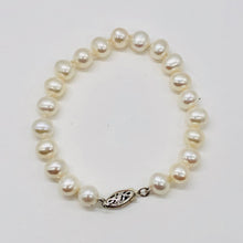 Load image into Gallery viewer, Creamy White 5mm FW Pearl & Silver 7" Bracelet 9916A