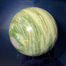 Load image into Gallery viewer, Serpentine Banded 329g Sphere | 2.5" | Green White | 1 Sphere |