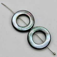 Load image into Gallery viewer, 2 Black Tahitian Mop Shell 18mm Pi Circle Beads 9847
