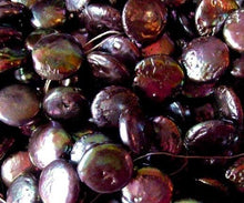 Load image into Gallery viewer, Hot Rainbow Peacock Coin FW Pearl Strand 104481 - PremiumBead Alternate Image 2