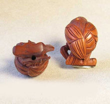 Load image into Gallery viewer, Carved & Signed Adorable Bird Boxwood Ojime/Netsuke Bead - PremiumBead Alternate Image 2
