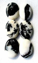 Load image into Gallery viewer, 1 Black & White Zebra Agate Oval Bead 008612 - PremiumBead Alternate Image 3