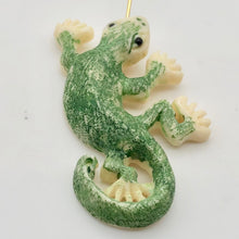 Load image into Gallery viewer, Gecko Hand Carved Water Buffalo Bone Bead 10753 - PremiumBead Alternate Image 2