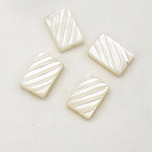 Load image into Gallery viewer, Sophisticated Mother of Pearl Shell Bead Strand 104365
