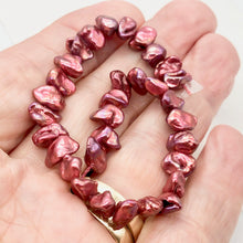 Load image into Gallery viewer, Coppery Warm Raspberry 12 Keishi Pearls 8088