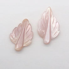 Load image into Gallery viewer, 2 Velvety Pink Mussel Shell Leaf Pendant Beads 4326B