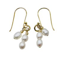 Load image into Gallery viewer, Stunning Faceted White Pearls with 14Kgf Earrings 300650