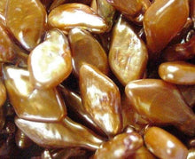 Load image into Gallery viewer, Ultimate Glam 3 Coin Pearls Golden Tadpoles 4458 - PremiumBead Primary Image 1