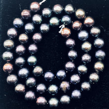 Load image into Gallery viewer, Fresh Water Pearl Strand Round | 8 mm | Blue/Purple | 54 Beads |