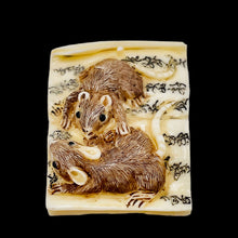 Load image into Gallery viewer, Bone Mouse Tile | 39x30x6mm | Brown White Black | 1 Pendant bead |