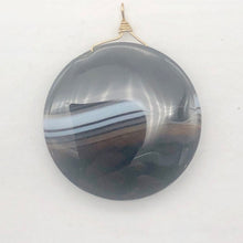 Load image into Gallery viewer, Sardonyx Agate 40mm Coin 14K Gold Filled Bead Pendant | Black | 2" Long |
