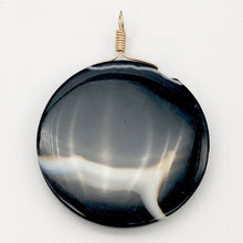 Load image into Gallery viewer, Sardonyx Agate 40mm Coin 14K Gold Filled Bead Pendant | Black | 2" Long |