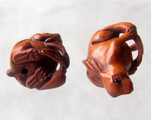 Load image into Gallery viewer, Hoppity Hop Bunny with Carrot Boxwood Ojime/Netsuke Bead - PremiumBead Alternate Image 4