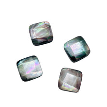 Load image into Gallery viewer, 4 Beads of Faceted Tahitian Mop Shell Square Beads 009396