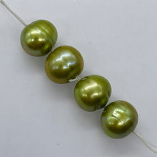 Load image into Gallery viewer, 4 Giant 10-11mm Juicy Key Lime FW Pearls 9059