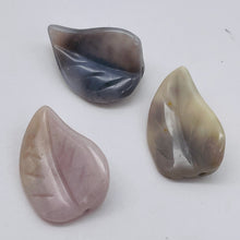 Load image into Gallery viewer, 3 Hand Carved Brazilian Agate Leaf Beads 9319BA