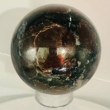 Load image into Gallery viewer, Garnet Scry Sphere Round | 3" | Red/Black | 1 Sphere |