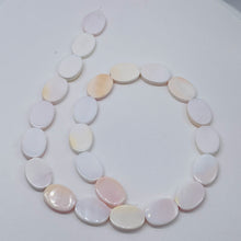 Load image into Gallery viewer, Rare Pink Conch Shell 18x13mm Oval Bead Strand 109460