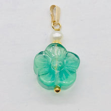 Load image into Gallery viewer, Fluorite and Pearl 14K Gold Filled Flower | 1" Long | Blue | 1 Pendant |