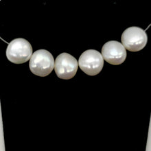 Load image into Gallery viewer, Creamy White 9mm to 10mm Button FW Pearl Strand 104500