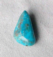 Load image into Gallery viewer, 1 Vibrant USA Blue Turquoise Pendant Bead 7538 - PremiumBead Alternate Image 3