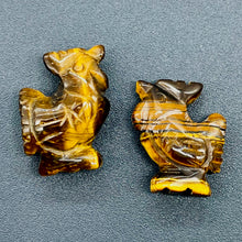 Load image into Gallery viewer, Cock A Doodle Doo Carved Tigereye Rooster Beads