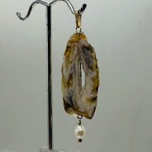 Load image into Gallery viewer, Druzy Agate Slice Designer 14kgf Pendant | 2 1/2" Long | Druzy Agate Crystal |
