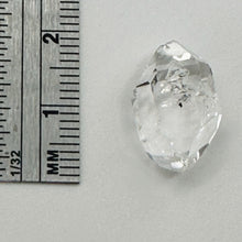 Load image into Gallery viewer, Herkimer Diamond 9ct Natural Clear Crystal| 17x11x8mm| Clear| Display Specimen|
