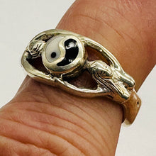 Load image into Gallery viewer, Yin Yang Black Agate Mother of Pearl Sterling Silver Ring Size 6 Designer

