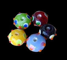 Load image into Gallery viewer, 5 Hand Made Glass Lampwork Pokey Roundel Beads 7591
