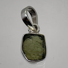 Load image into Gallery viewer, Moldavite 8.54ct Sterling Silver Oval Pendant | 3/4&quot; Long | Green | 1 Pendant |
