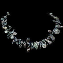 Load image into Gallery viewer, Design Platinum Rosepetal Keishi FW Pearl Strand 109050A
