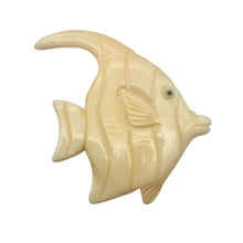 Load image into Gallery viewer, Waterbuffalo Bone Tropical Fish | 36.5x34x6mm | Cream | 1 Bead }
