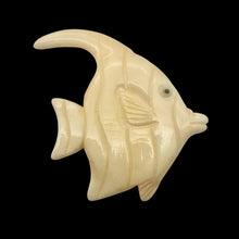 Load image into Gallery viewer, Waterbuffalo Bone Tropical Fish | 36.5x34x6mm | Cream | 1 Bead }
