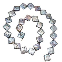 Load image into Gallery viewer, Moonlight Diamond Coin FW Pearl Strand 103912
