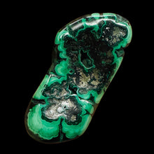 Load image into Gallery viewer, Malachite 47g Polished Gemstone WorryStone | 64x30x12mm | Green | 1 Specimen |
