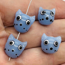Load image into Gallery viewer, Kitty Cat Ceramic Round Beads | 15mm | Lavender Blue | 4 Beads |
