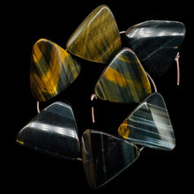 Load image into Gallery viewer, Tiger Eye Triangle Half-Strand Beads |30x7mm | Bronze, Blue, Black | 7 beads |
