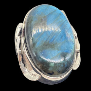 Labradorite Sterling Silver Oval Stone Ring | 7 | Blue Flash | 1 Ring |
