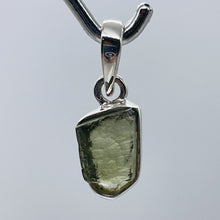 Load image into Gallery viewer, Moldavite 8.88ct Sterling Silver Free-form Pendant| 7/8&quot; Long| Green| 1 Pendant|
