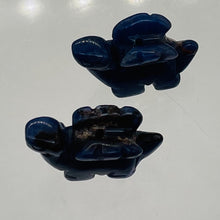 Load image into Gallery viewer, 2 Sodalite Dinosaur Stegosaurus Animal Beads | 21x11x8mm | Blue White
