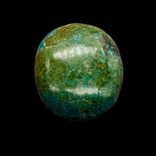 Load image into Gallery viewer, Turquoise Natural Focal 16g Nugget | 22x15x15mm | Blue | 1 Bead |
