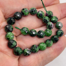 Load image into Gallery viewer, 7 Ruby Zoisite 8mm Faceted Beads 10489
