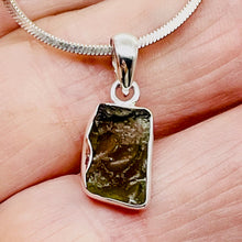 Load image into Gallery viewer, Moldavite 9.57ct Sterling Silver Rectangular Pendant | 7/8" Long | Green |
