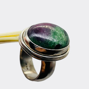 Gemstone Oval Ruby Zoisite Sterling Silver Ring| Size 7.5 | Green Red | 1 Ring |