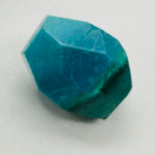 Load image into Gallery viewer, Premium! 1 Natural Chrysocolla Faceted Bead 9653

